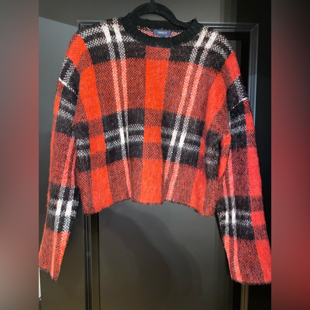 Forever 21 Plaid Cropped Sweater S